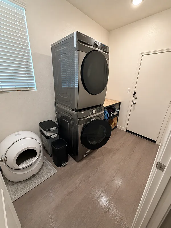 4 bed, 3.0 bath, 2209 sqft, $1,250 — Photo 3