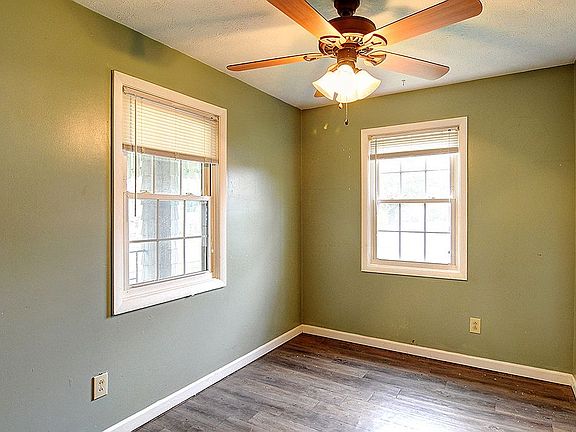 4th image of 507 Aberdeen Dr