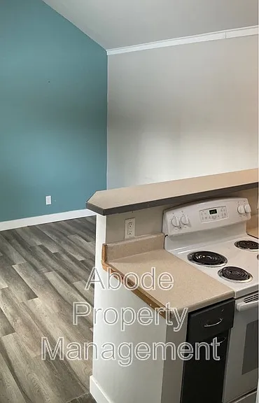 126 S Lincoln Ave #4 — Photo 3