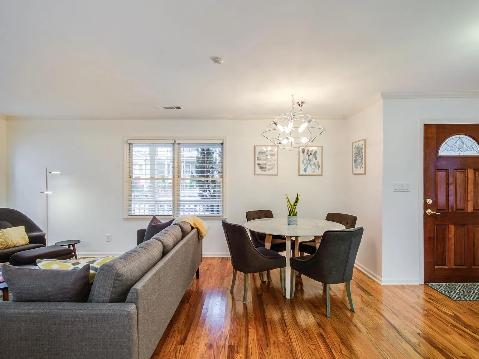 3 bed, 1300 sqft, $3,650 — Photo 4
