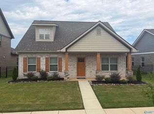 17420 Brooklawn St, Athens, AL 35611