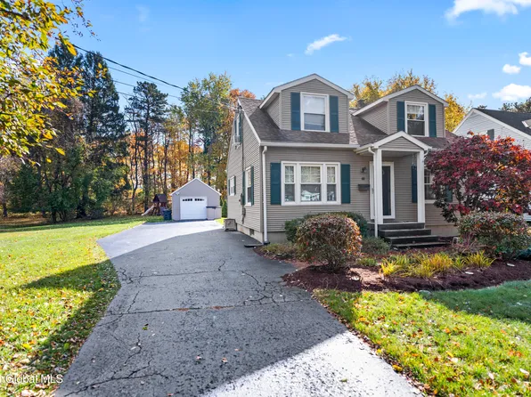 88 Broderick Street, Colonie, NY 12205