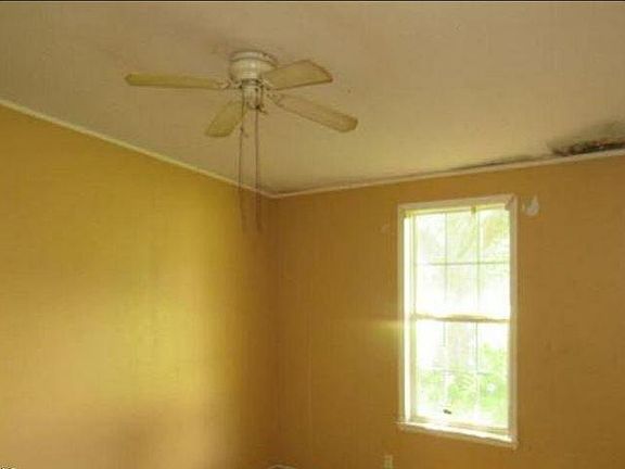 5th image of 1036 Sherwood Dr