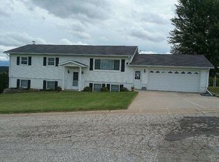 103 Maxie Ave, Elkader, IA 52043