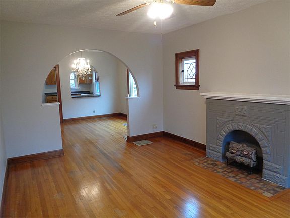 2nd image of 6855 Hurd Ave