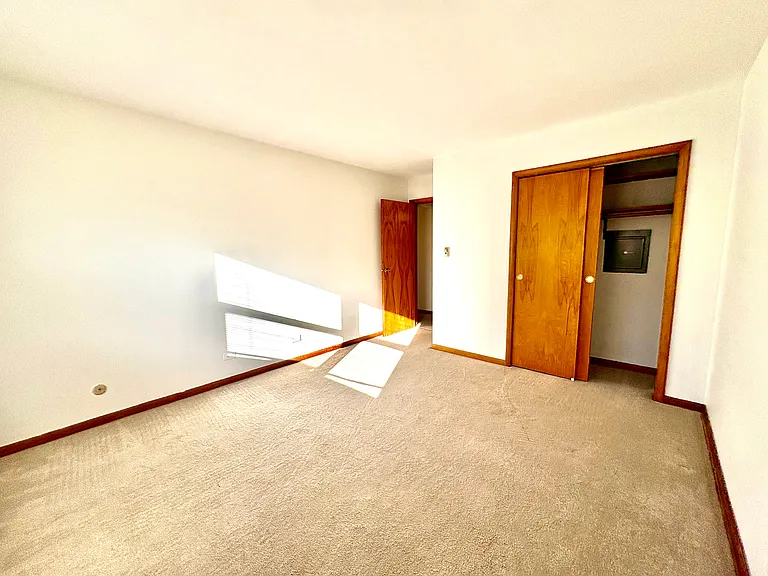 121 N Hayward St — Photo 22