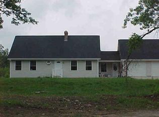 8 Hill Rd, Thompson, CT 06277