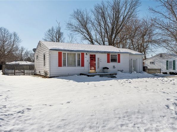153 Montgomery Ave, Carlisle, OH 45005