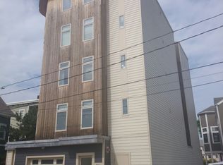 112 W 9th St, South Boston, MA 02127