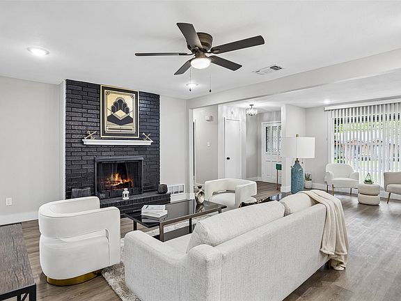 5th image of 1702 Northcrest Dr