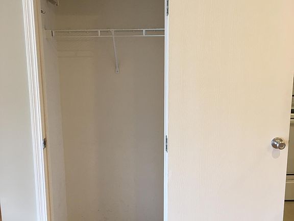 5th image of 4707 Cadmus Dr