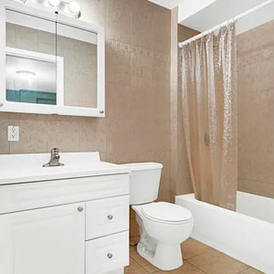 Sold by Bond New York | media 11