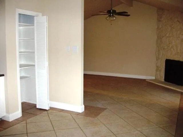 14826 Gladewick Dr — Photo 7