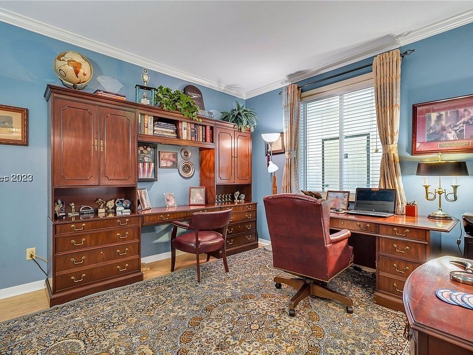 1st image of 6 Village North Dr APT 32