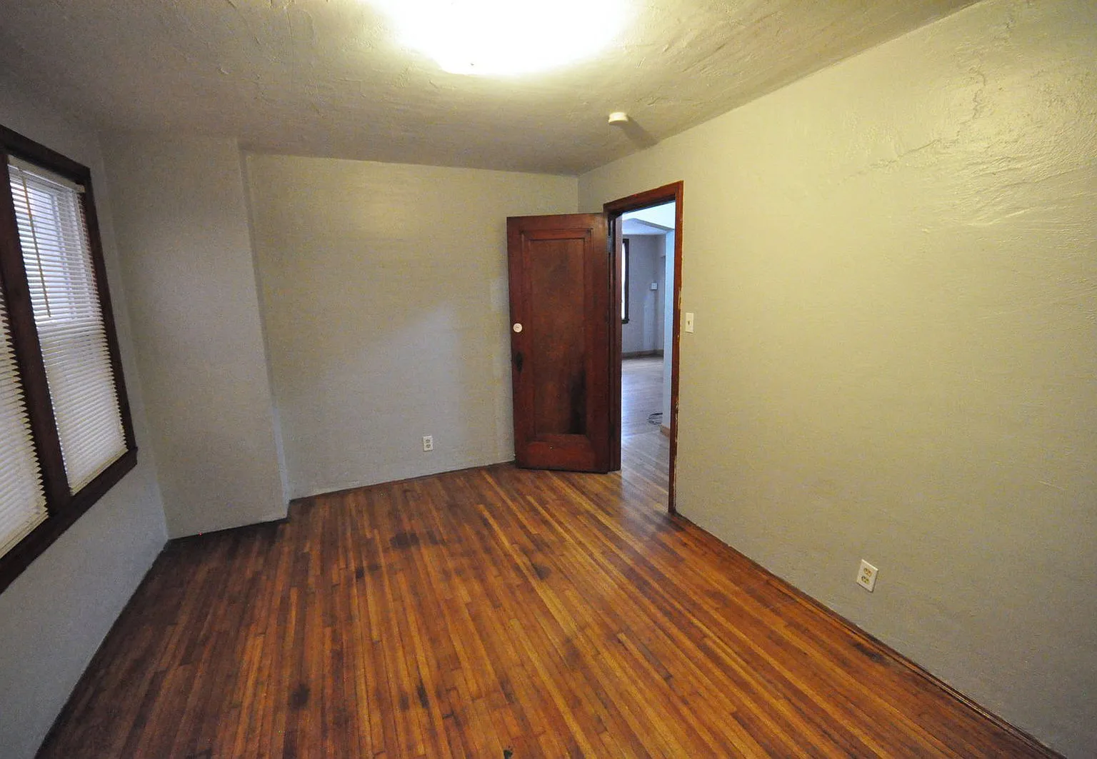 6 bed, 3.0 bath, $3,325 — Photo 4