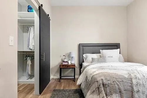4914 Park Ave #2F — Photo 9
