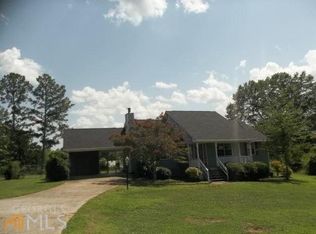 3 Bittersweet Ln, Newnan, GA 30263