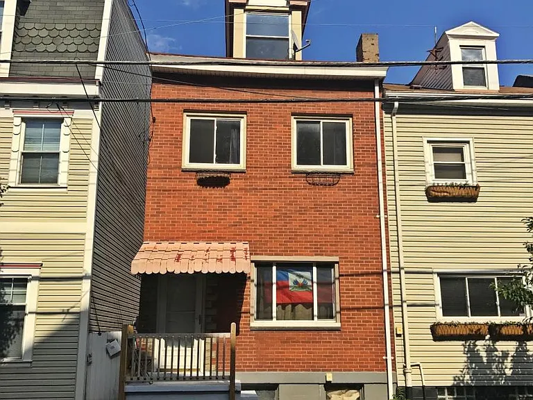 125 S 22nd St — Photo 14
