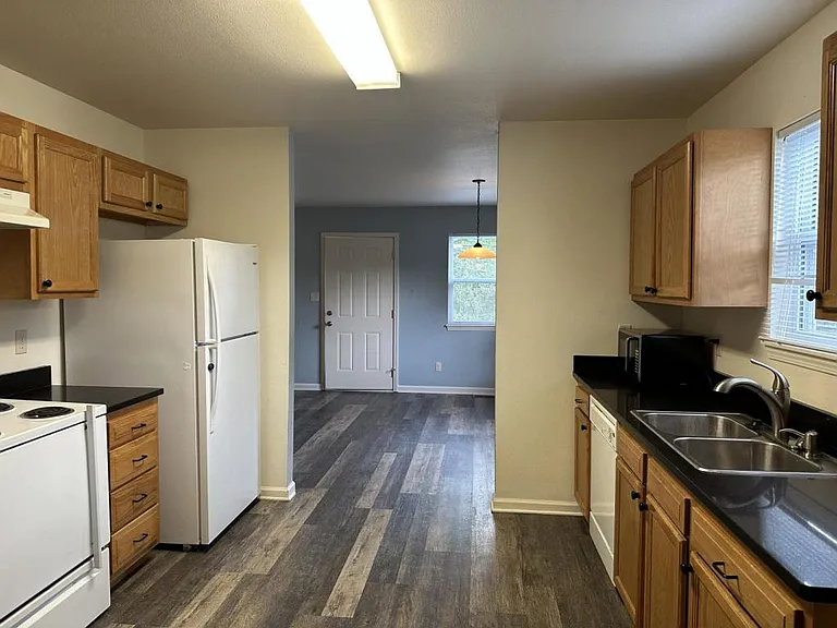 103 Juniper Pl — Photo 7