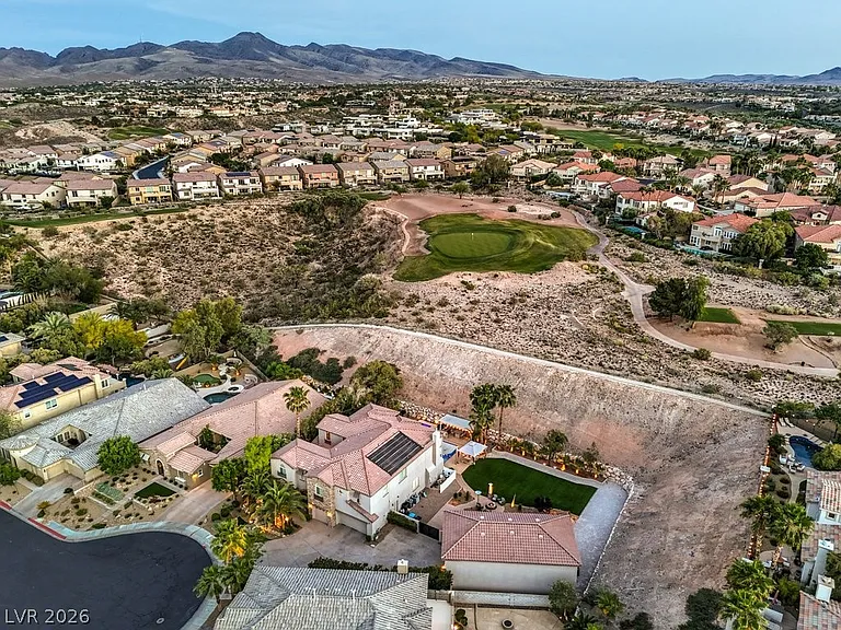 2849 Soaring Peak Ave — Photo 57