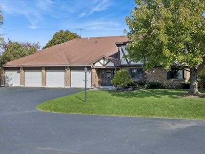519 Banyon Ln APT A, La Grange, IL, 60525