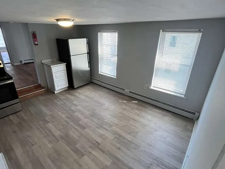 206 Cross St #2 — Photo 5