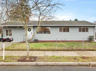 16324 SE Salmon St UNIT A, Portland, OR 97233