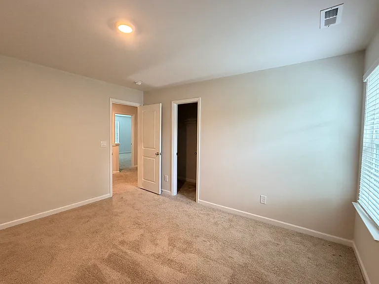 4529 Sandstone Dr — Photo 12