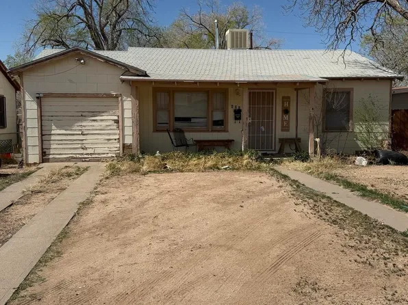 621 Alvarado Dr SE, Albuquerque, NM 87108