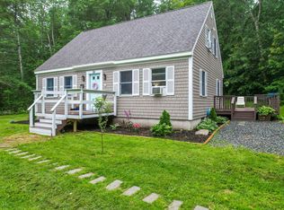 35 River Bend Rd, Waldoboro, ME 04572