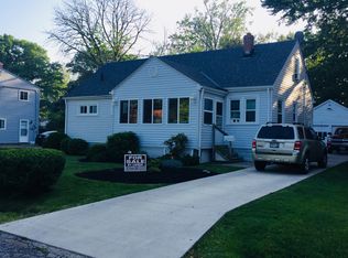 37737 Green Dr, Eastlake, OH 44095