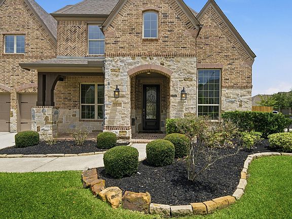 2nd image of 3531 Gambel Dr