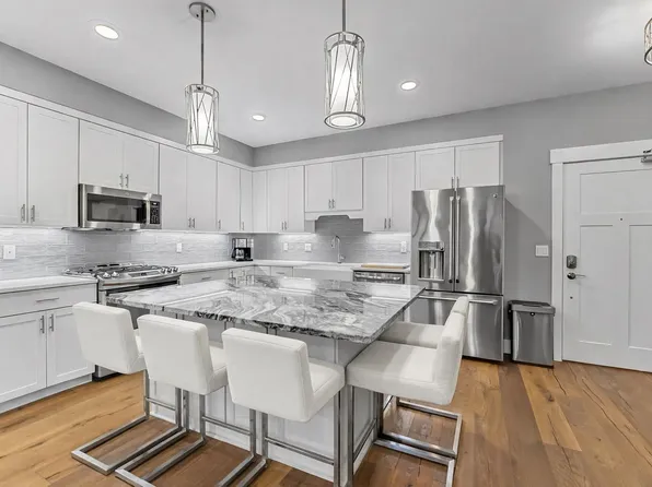 215 Washington St Ste 3F, Traverse City, MI 49684