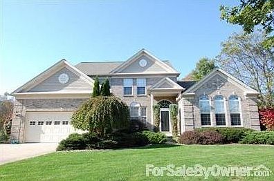 1st image of 540 Wooster Cir