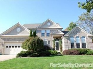 540 Wooster Cir, Northfield, OH