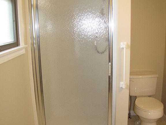 4th image of 144 Brenton Dr