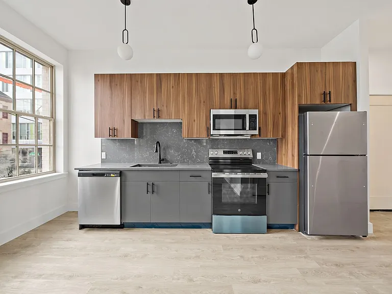 Wood Street Lofts — Photo 42