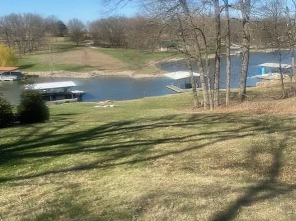 401 Goose Ct, Altamont, MO 64620