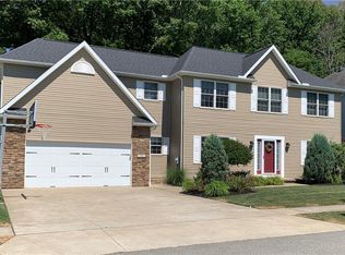 5195 Jason Dr, Erie, PA 16506