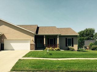 816 Medary Ave, Brookings, SD 57006