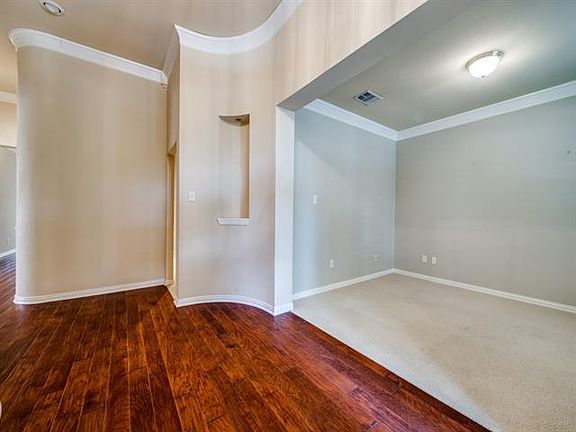 4th image of 3633 Jefferson Dr