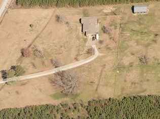 1100 Hillsboro St, Forest, MS 39074