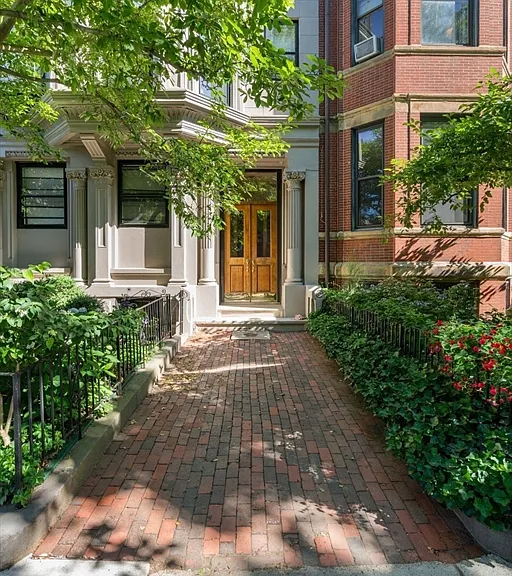 322 Beacon St #3 — Photo 24