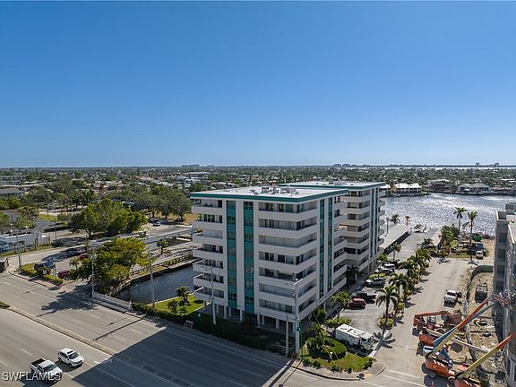 3rd image of 4803 Sunset Ct APT 604