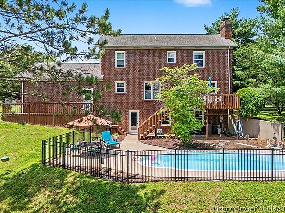 2nd image of 5007 White Tail Way