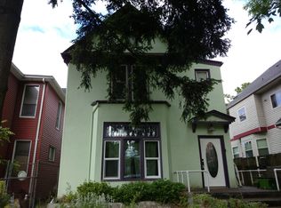 905 18th Ave, Seattle, WA 98122