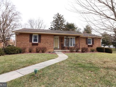 41 W Queen St, Ephrata, PA, 17522