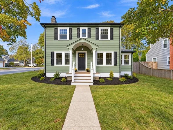 151 Myrtle Ave, Warwick, RI 02886