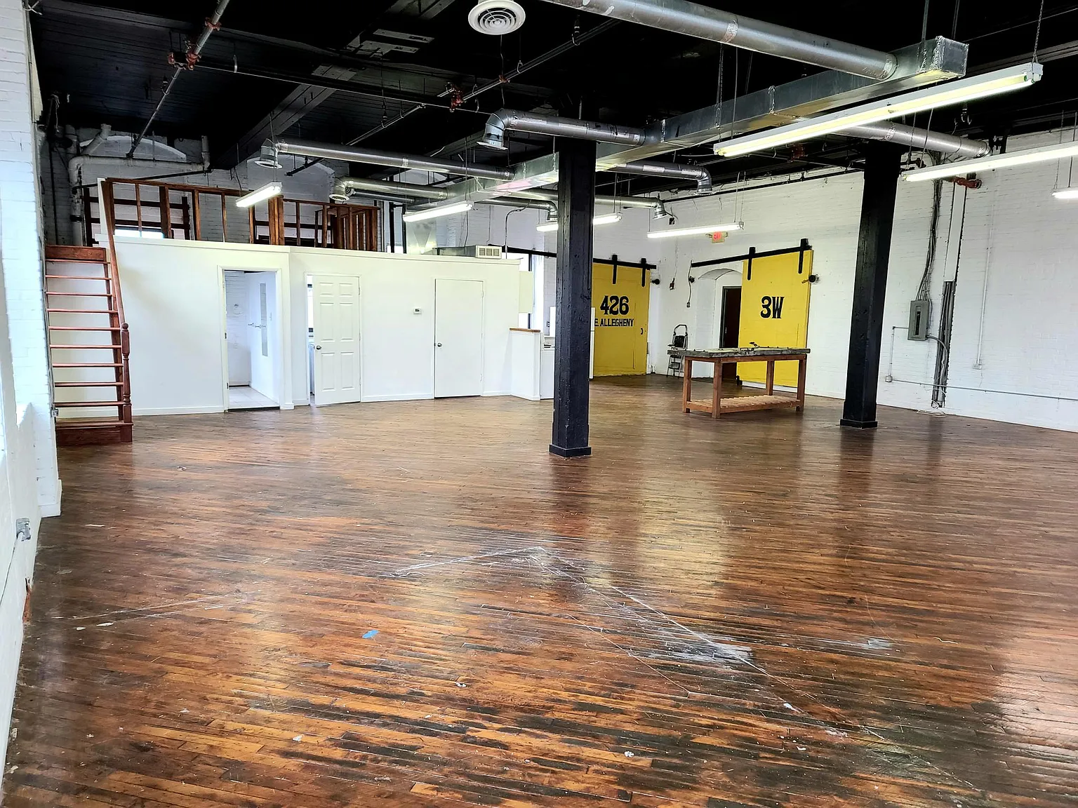 Studio, 1850 sqft, $1,250 — Photo 3
