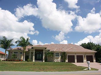 1st image of 691 Hernando Dr